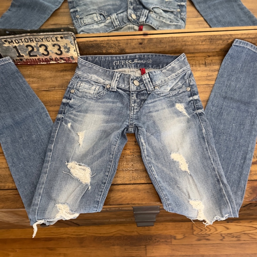 GUESS DAREDEVIL LOW RISE SKINNY JEANS 23/00 VINTAGE Y2K